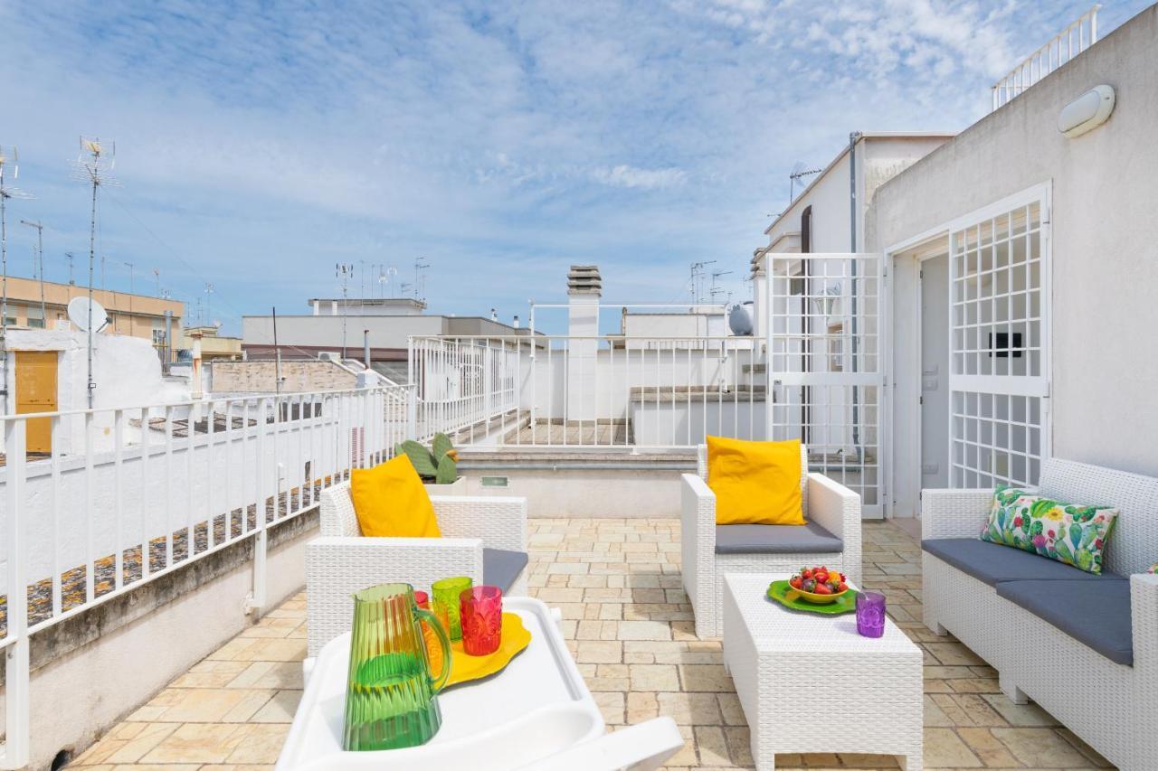 Palazzo Toselli Apartment Остуни Екстериор снимка