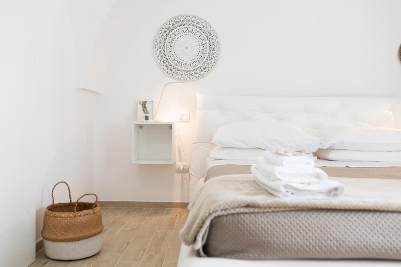 Palazzo Toselli Apartment Остуни Екстериор снимка